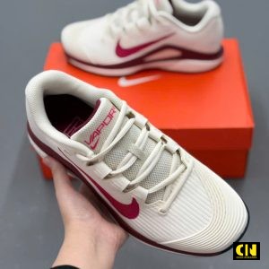 Giay Nike Court Air Zoom Vapor 12 Hc Pale Ivory Sail Burgundy Cream Giày Nike Court Air Zoom Vapor 12 HC Pale Ivory Sail Burgundy Cream