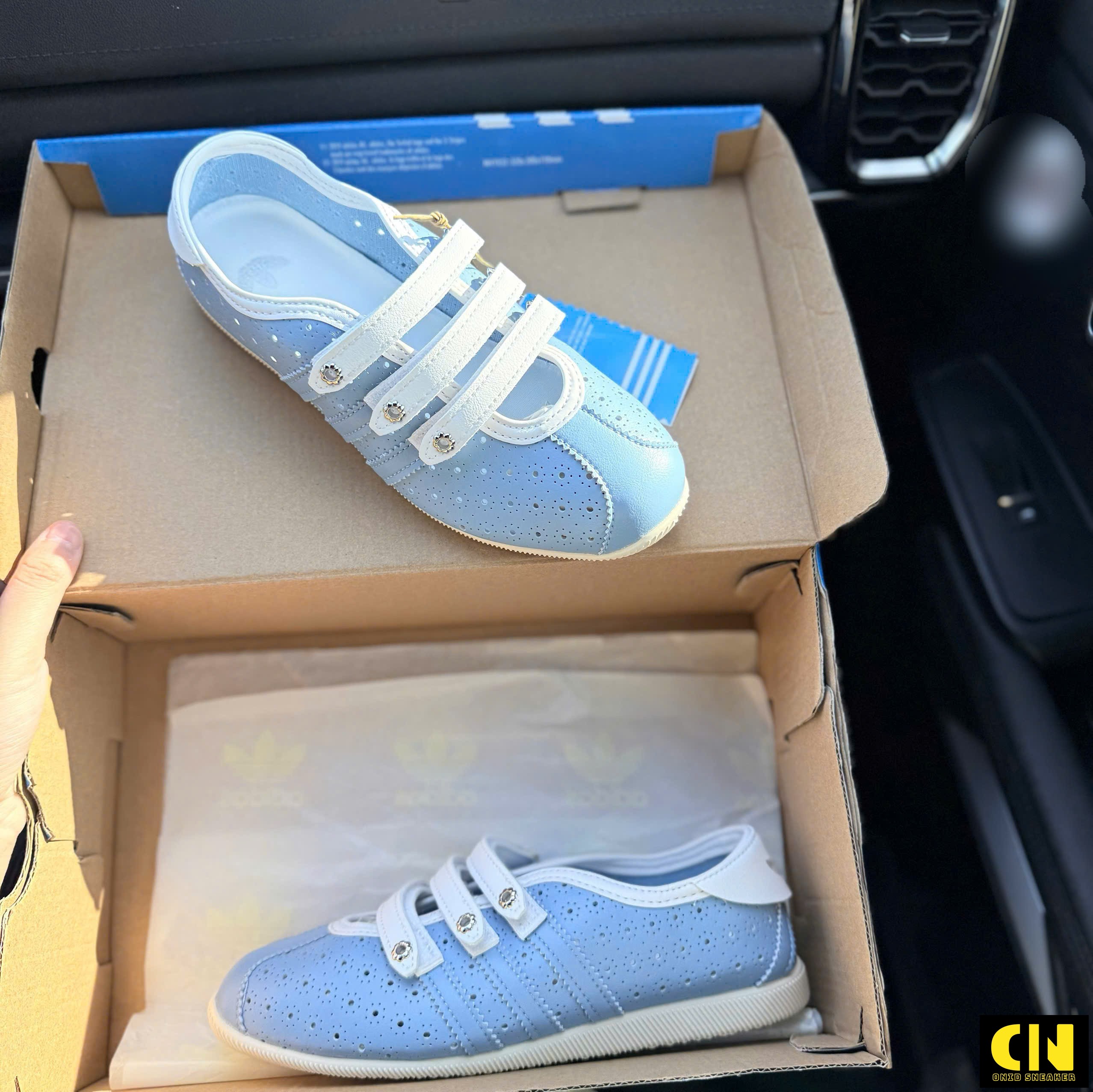Giày Quai Ngang Nữ Adidas Anfu Mary Jane Xanh Phối Trắng Giày Quai Ngang Nữ Adidas Anfu Mary Jane Xanh Phối Trắng