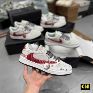 Giay Sneaker Nike Air Jordan 1 Low Travis Scott Ban Gioi Han Nam 2026 Hang Like Auth Giày Sneaker Nike Air Jordan 1 Low Travis Scott Bản Giới Hạn Năm 2026 Hàng Like Auth