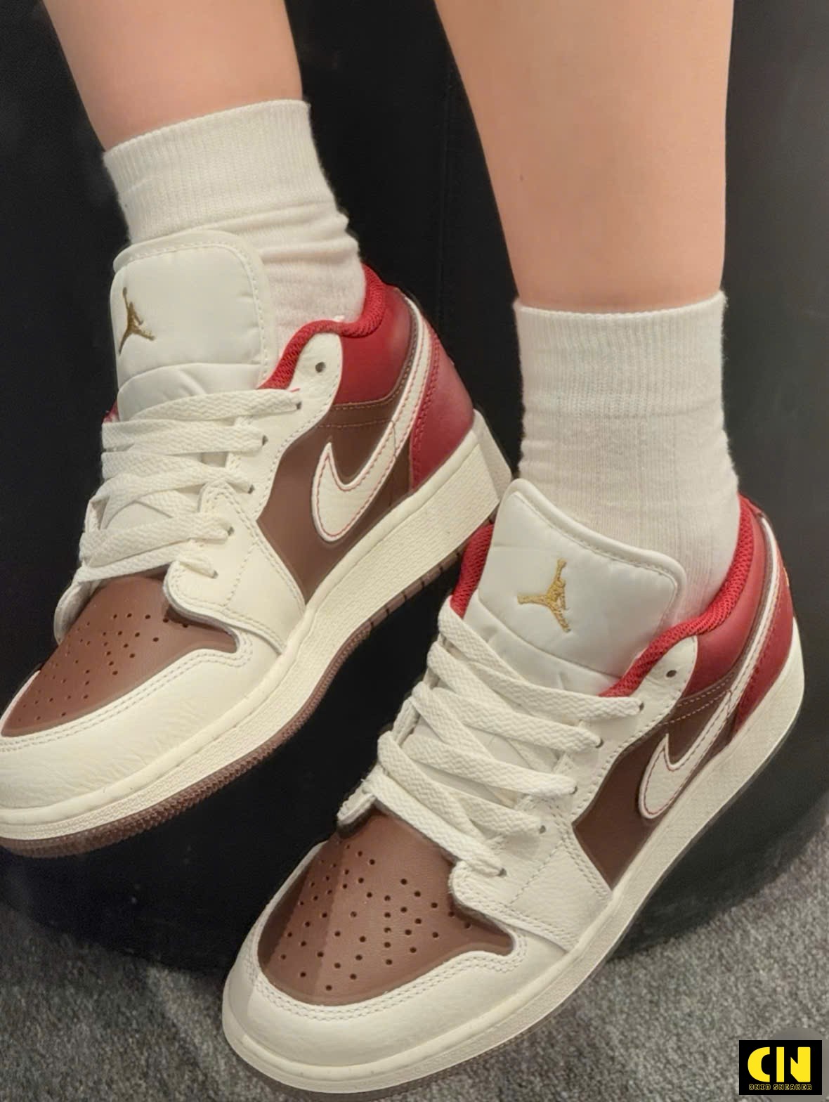 Giày Sneaker Nike Jordan 1 Low Se Sail Cacao Burgundy Giày Sneaker Nike Jordan 1 Low SE Sail Cacao Burgundy
