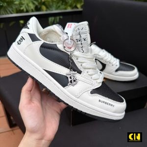 Giay Sneaker Nike Jordan 1 Low Travis Scott Burberry Trang Den Giày Sneaker Nike Jordan 1 Low Travis Scott Burberry Trắng Đen