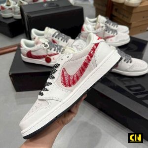 Giay Sneaker Nike Jordan 1 Low Travis Scott Gucci Trang Do Giày Sneaker Nike Jordan 1 Low Travis Scott Gucci Trắng Đỏ