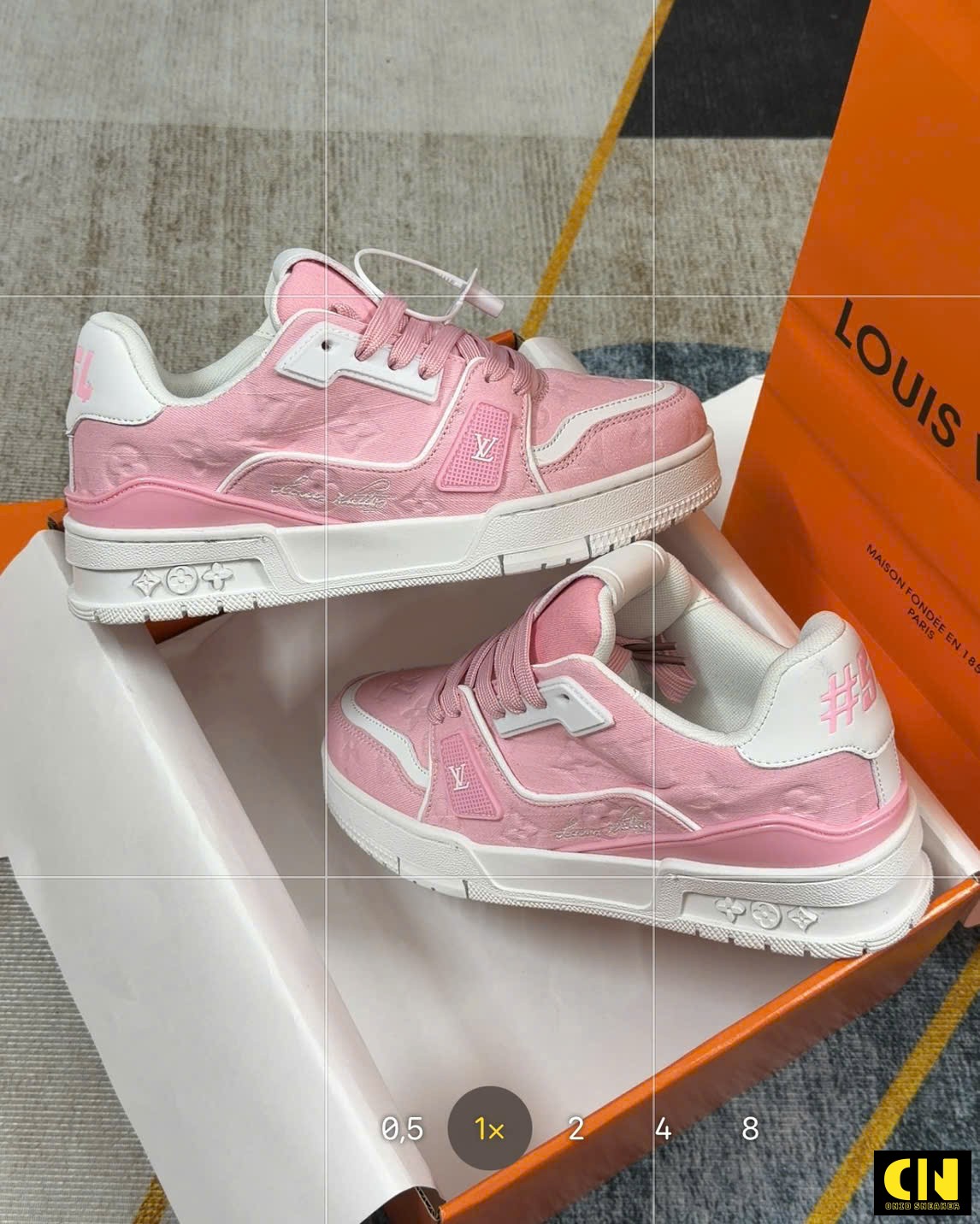Giày Thời Trang Louis Vuitton Lv Trainer 54 White And Pink Giày Thời Trang Louis Vuitton LV Trainer 54 White And Pink